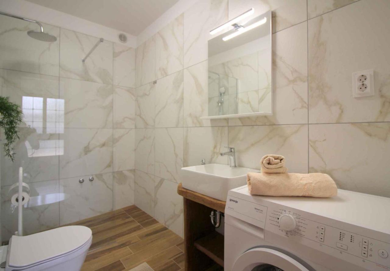 Apartments In Porec/Istrien 9923 المظهر الخارجي الصورة